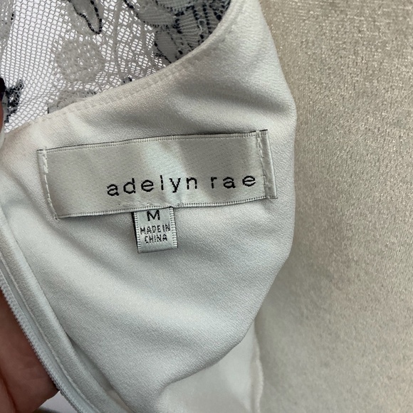 Adelyn Rae White & Navy Embroidered Lace Fit & Flare Dress Size M - Picture 7 of 9